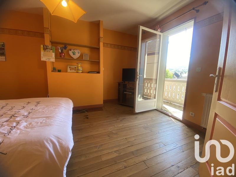 Maison - 153 m² - 9 pièces