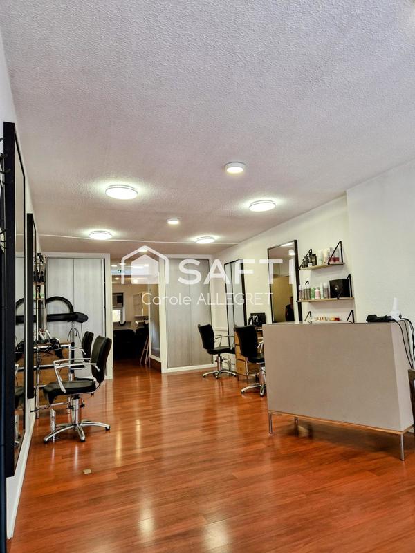 Local commercial - 70 m² - 4 pièces