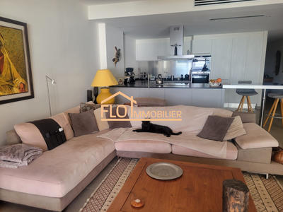 Appartement - 115 m² - 3 pièces