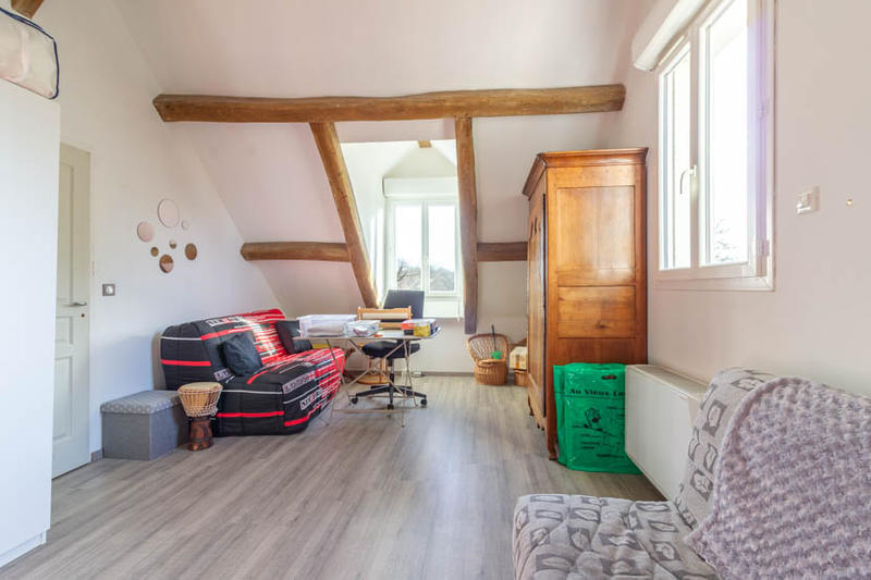 Maison - 196 m² - 7 pièces