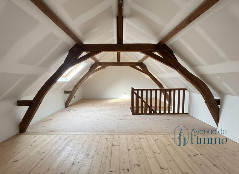 Maison - 198 m² - 7 pièces