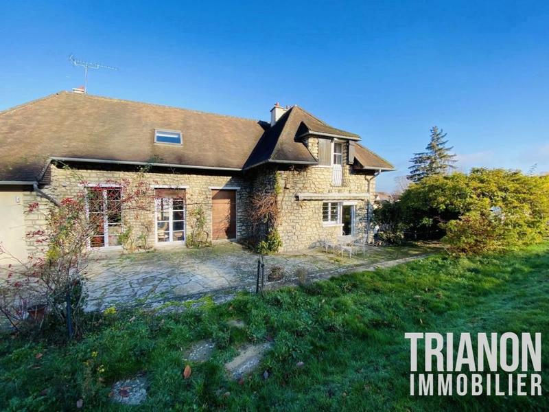 Propriété - 290 m² - 9 pièces