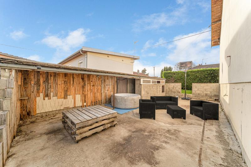 Maison - 93 m² - 4 pièces