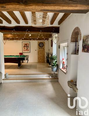 Maison - 198 m² - 7 pièces