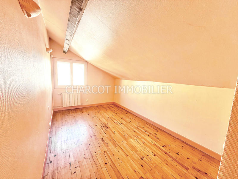 Maison - 172 m² - 8 pièces