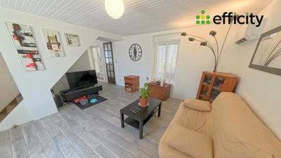 Maison - 92 m² - 5 pièces