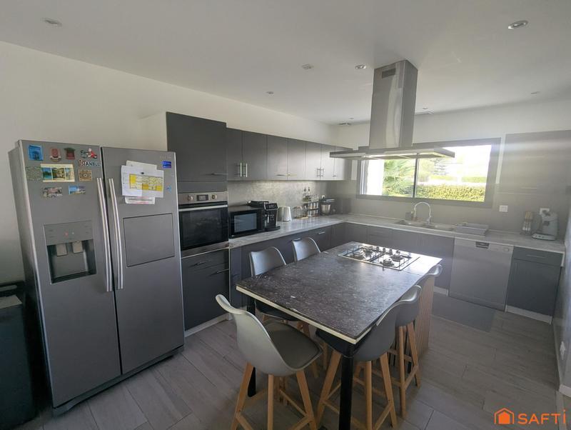 Maison - 168 m² - 7 pièces