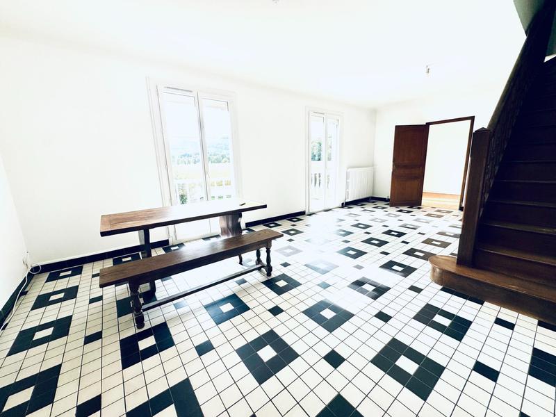 Maison - 150 m² - 7 pièces