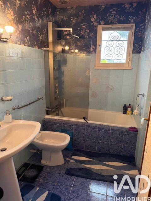 Maison - 93 m² - 5 pièces