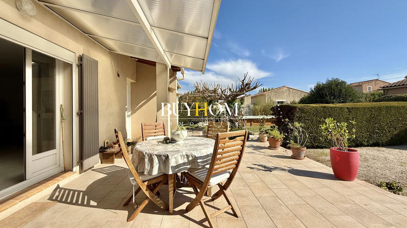 Maison - 96 m² - 4 pièces