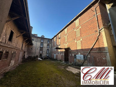 Immeuble - 1 735 m²