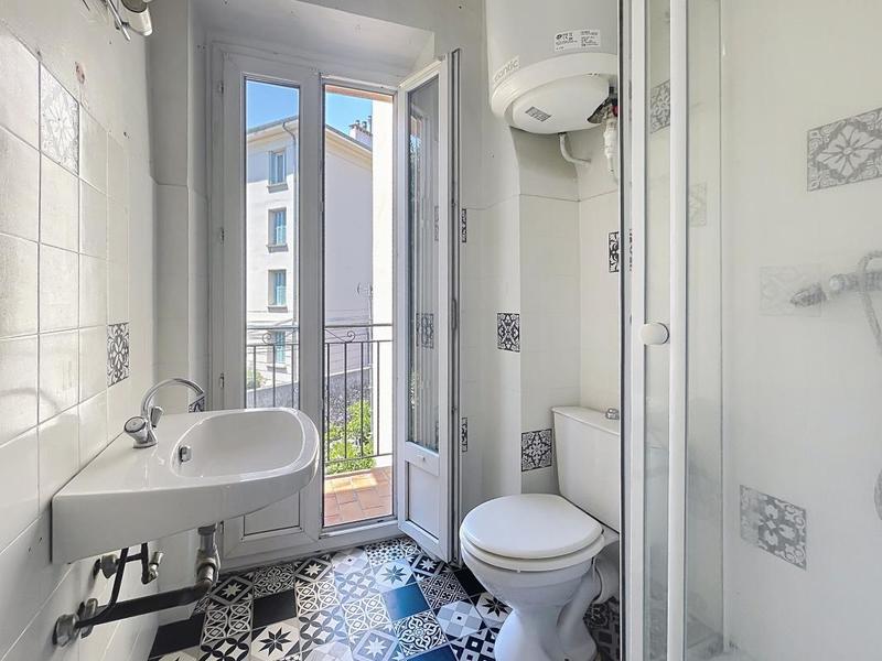 Immeuble - 233 m² - 6 pièces