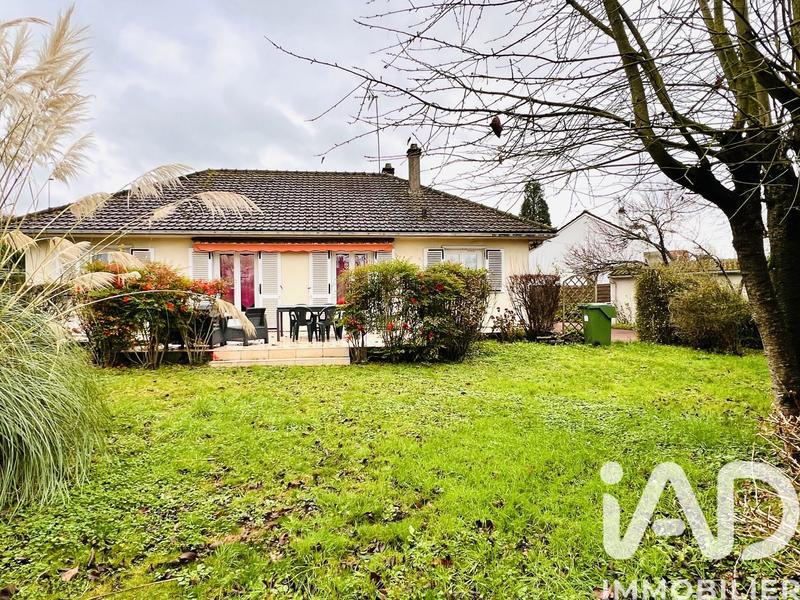 Maison - 90 m² - 4 pièces