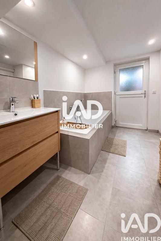 Maison - 85 m² - 4 pièces