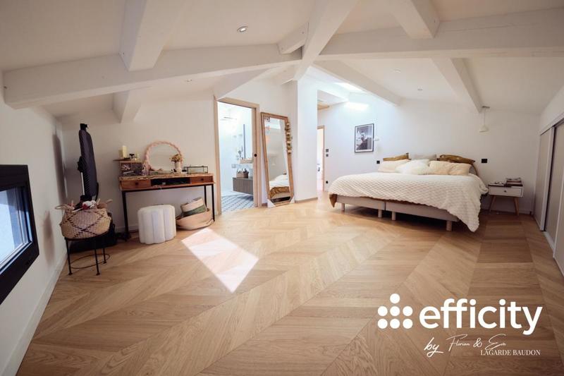 Appartement - 155 m² - 5 pièces