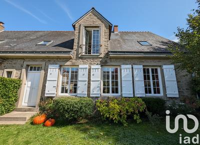 Maison - 143 m² - 7 pièces