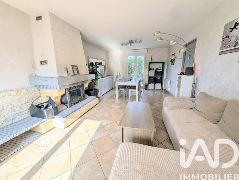 Maison - 90 m² - 5 pièces