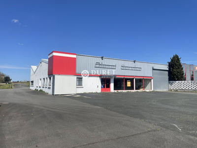 Local d'activités - 1 400 m²