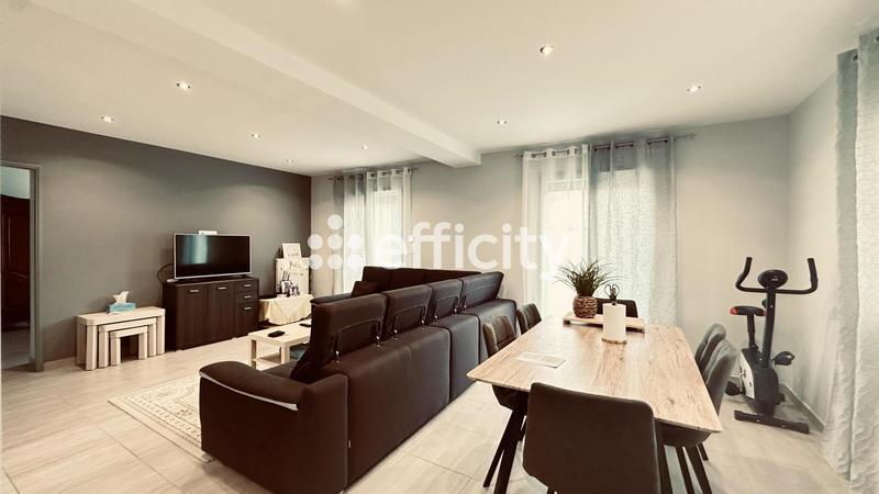 Maison - 105 m² - 5 pièces