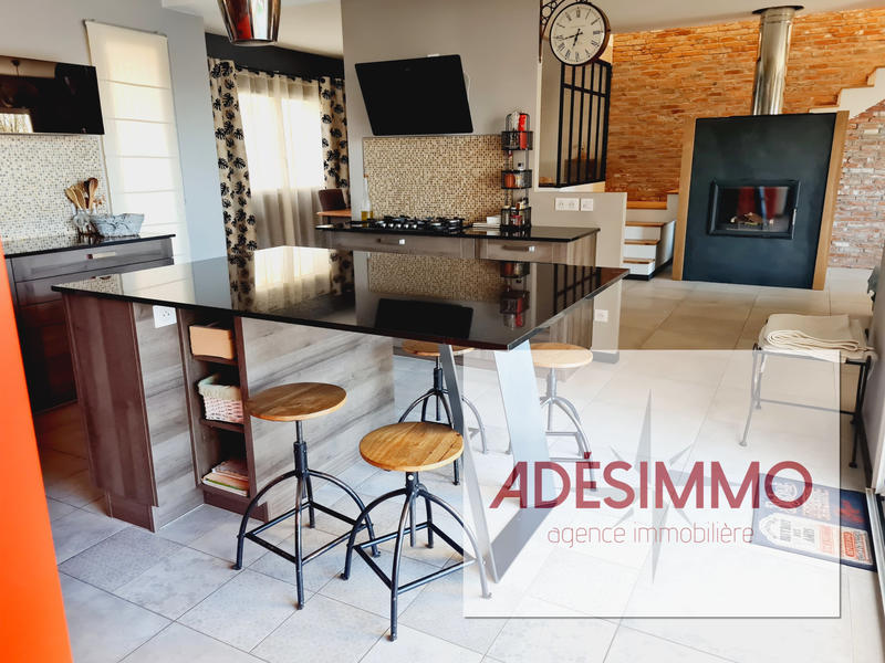 Villa - 200 m² - 7 pièces