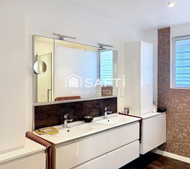 Maison - 135 m² - 5 pièces