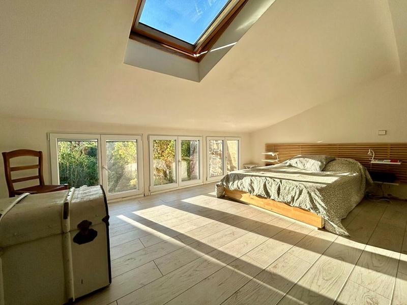 Maison - 104 m² - 4 pièces