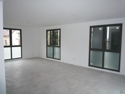 Maison - 180 m² - 7 pièces