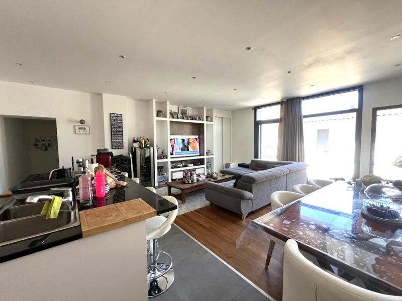 Appartement - 102 m² - 4 pièces