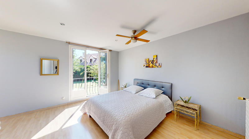 Maison - 190 m² - 6 pièces