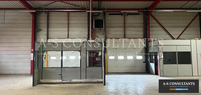 Entrepôt - 1 378 m²