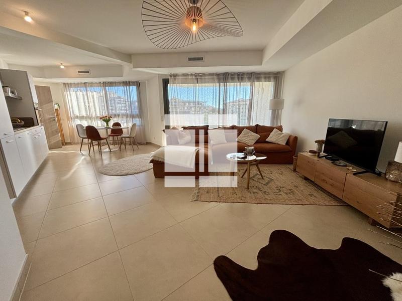 Appartement - 109 m² - 4 pièces