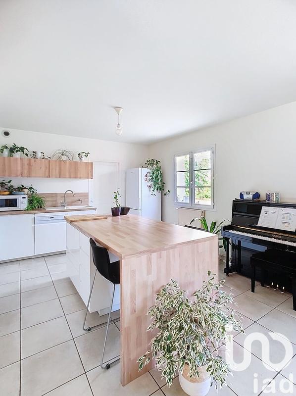 Maison - 165 m² - 8 pièces