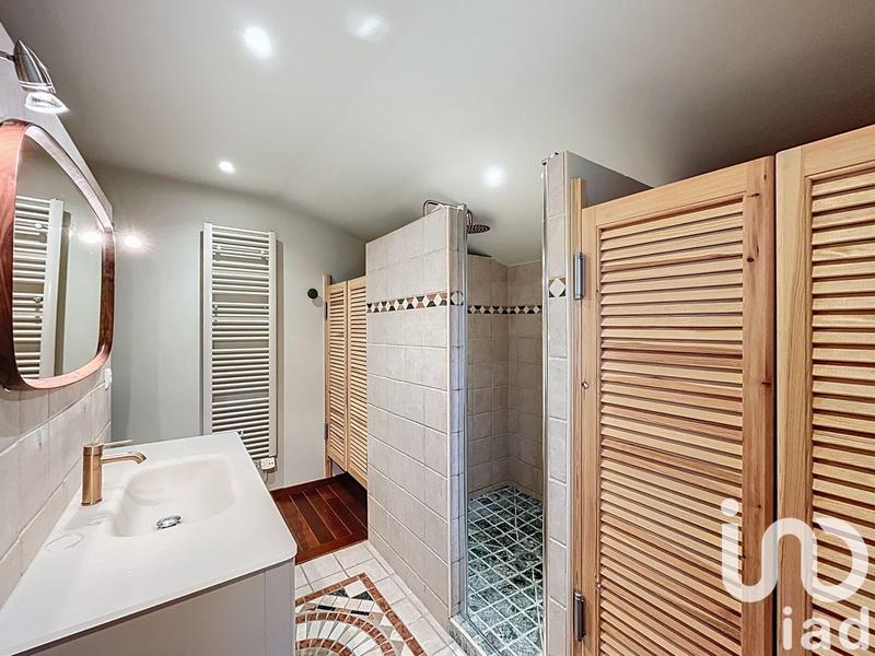 Maison - 167 m² - 6 pièces