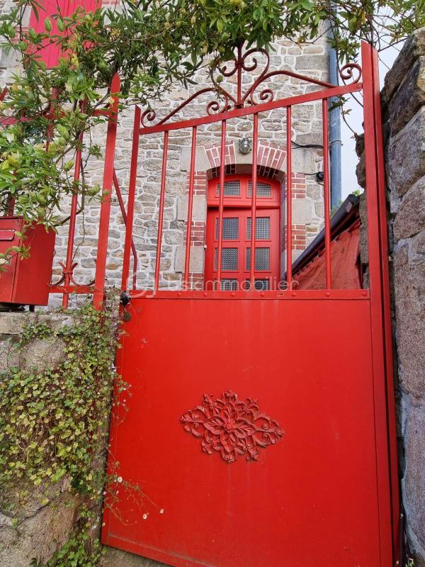 Maison en pierre - 82 m² - 3 pièces