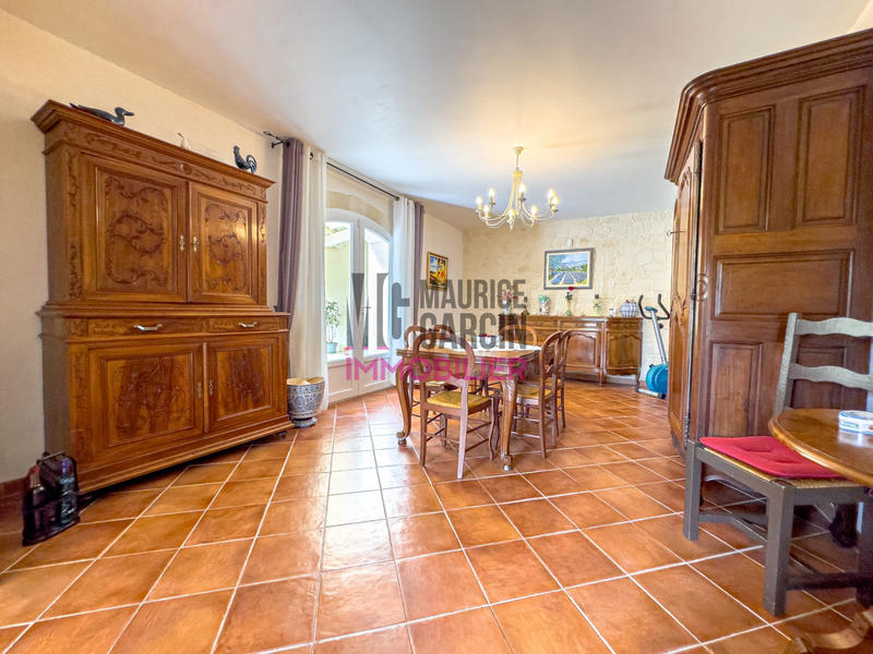 Maison - 184 m² - 5 pièces