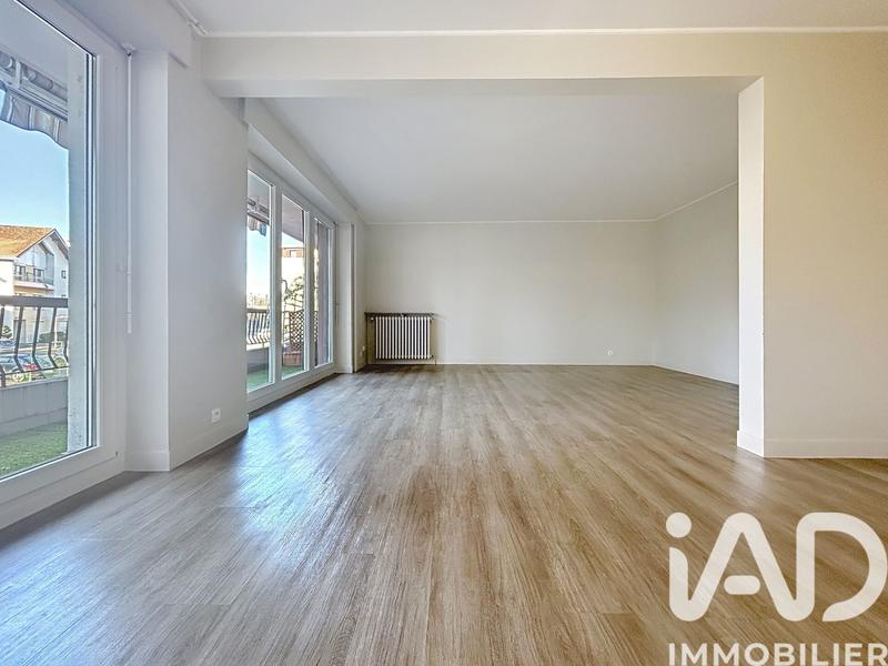 Appartement - 102 m² - 4 pièces