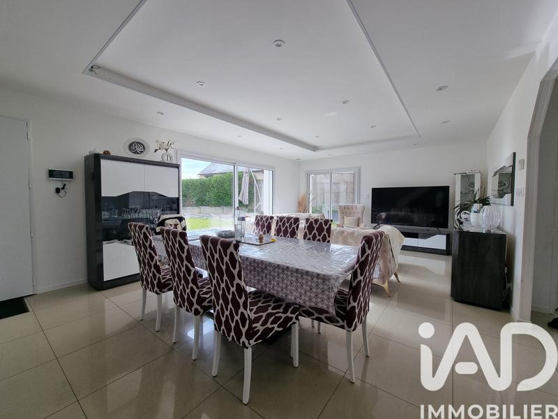 Maison - 187 m² - 7 pièces