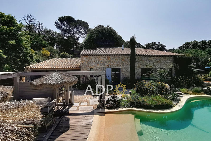 Maison contemporaine - 170 m² - 7 pièces