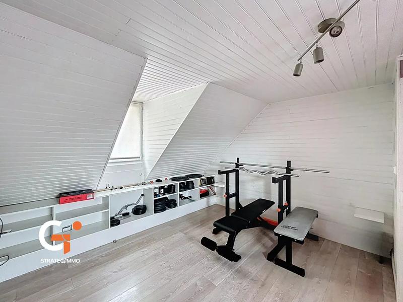 Maison - 80 m² - 5 pièces