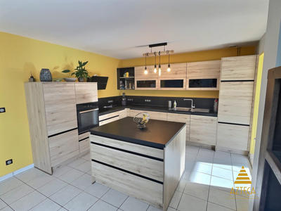 Maison - 165 m² - 7 pièces
