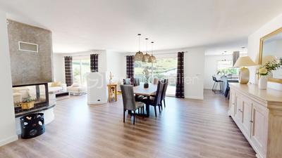 Maison - 145 m² - 4 pièces