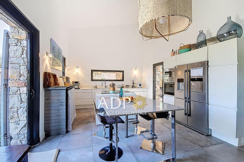 Maison contemporaine - 170 m² - 7 pièces