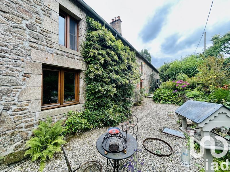 Maison - 245 m² - 7 pièces