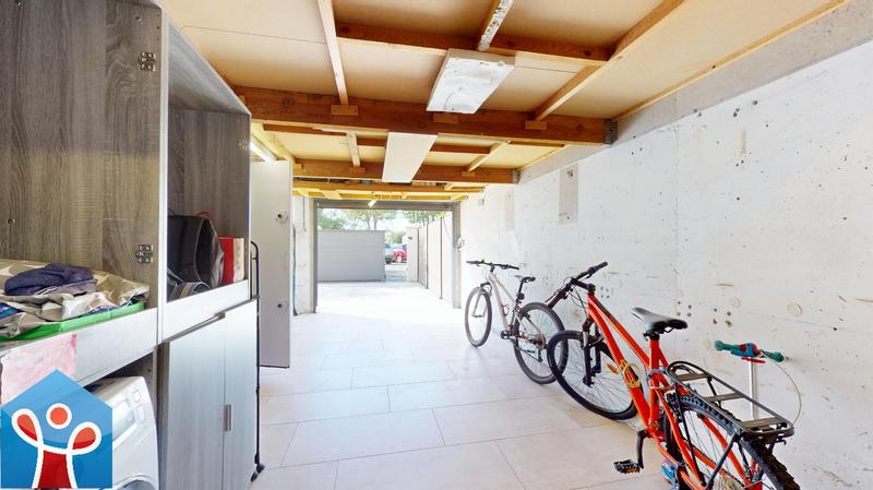 Maison - 102 m² - 5 pièces