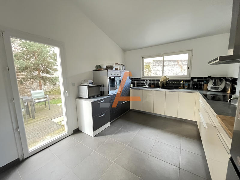 Maison - 110 m² - 6 pièces