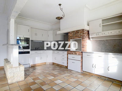 Immeuble - 9 pièces