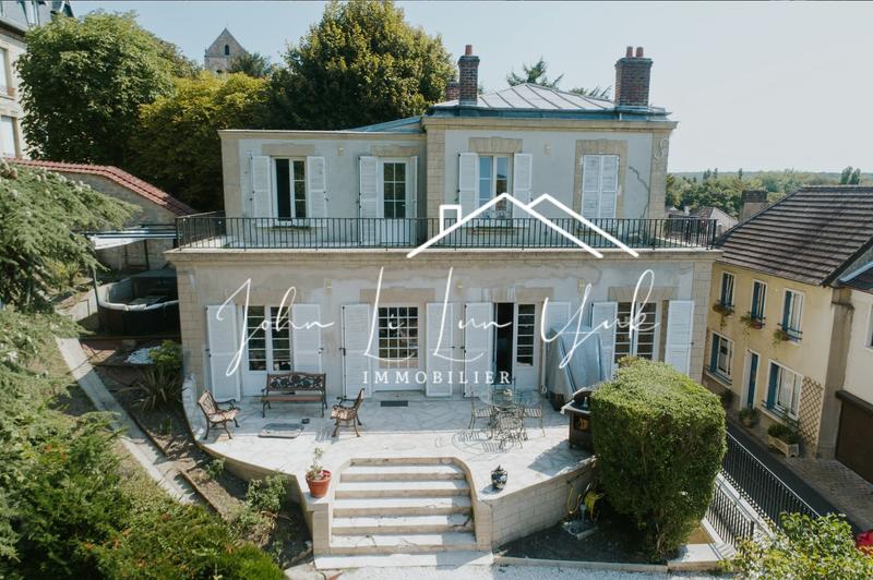 Maison - 135 m² - 5 pièces