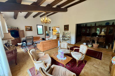 Maison - 184 m² - 6 pièces