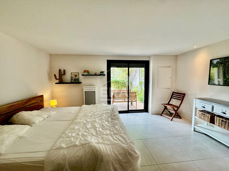 Maison - 190 m² - 6 pièces