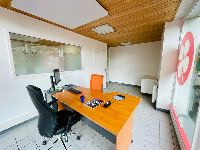 Local d'activités - 93 m²